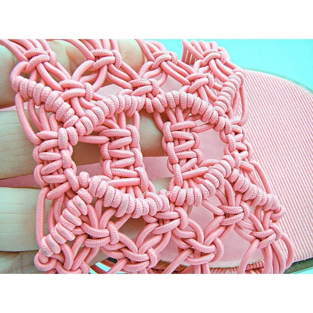 Vintage Classique Pink Square Toe Woven Laced Block Heel Sandals Womens Size 8M